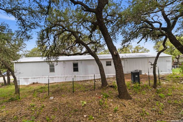 636 Balsa, Canyon Lake, TX 78133