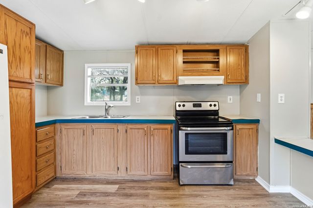 636 Balsa, Canyon Lake, TX 78133
