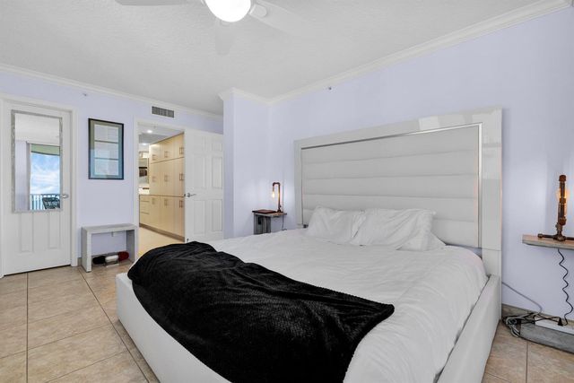5049 N Hwy A1a 1905, Hutchinson Island, FL 34949