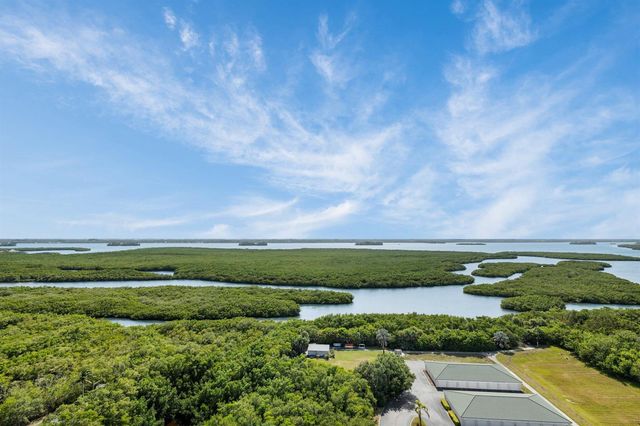 5049 N Hwy A1a 1905, Hutchinson Island, FL 34949
