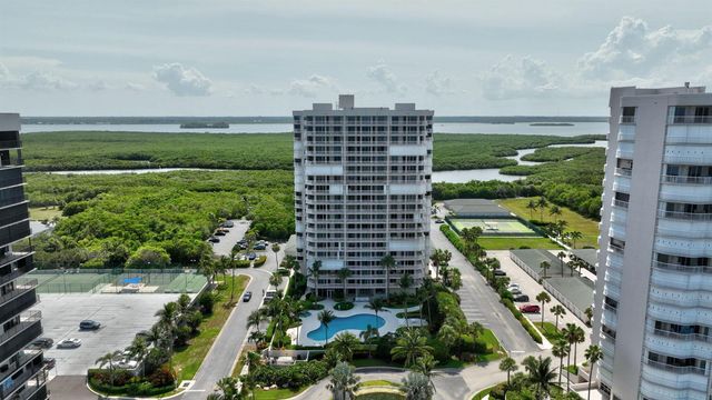 5049 N Hwy A1a 1905, Hutchinson Island, FL 34949