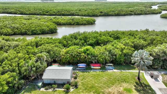 5049 N Hwy A1a 1905, Hutchinson Island, FL 34949