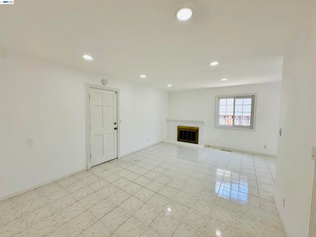 4506 Birchwood Ct, Union City, CA 94587