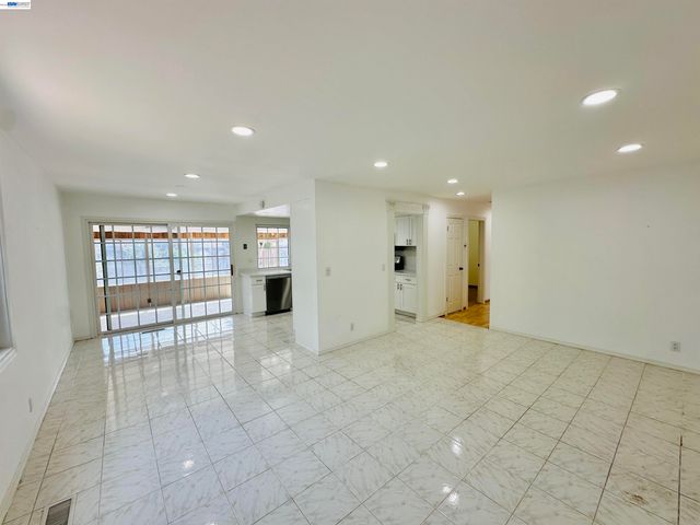 4506 Birchwood Ct, Union City, CA 94587