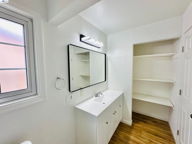 4506 Birchwood Ct, Union City, CA 94587