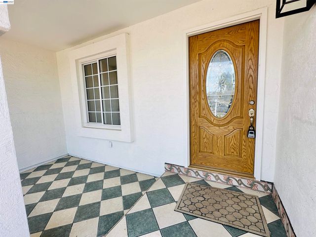 4506 Birchwood Ct, Union City, CA 94587