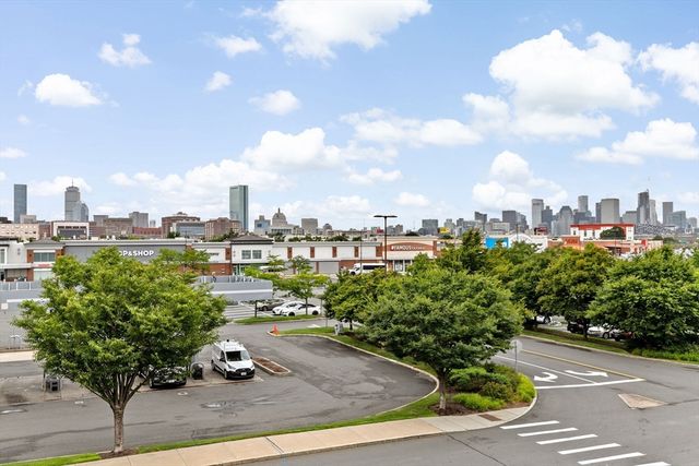 85 Willow Ct 302, Boston, MA 02125