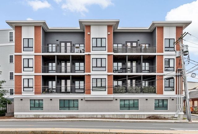 85 Willow Ct 302, Boston, MA 02125