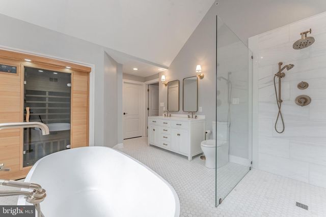 50 CARNOUSTIE WAY, Media, PA 19063