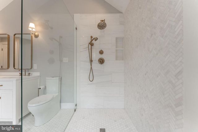 50 CARNOUSTIE WAY, Media, PA 19063