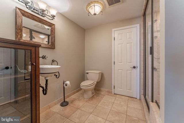 50 CARNOUSTIE WAY, Media, PA 19063