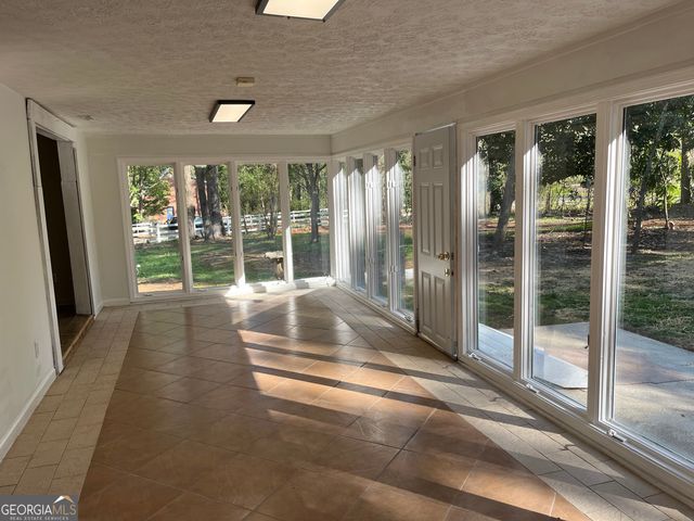 233 George Coggin Road, Newnan, GA 30265