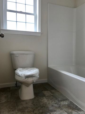 1004 N Division Street B, Peekskill, NY 10566