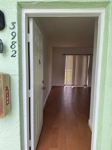 3982 NW 87th Avenue 3982, Sunrise, FL 33351