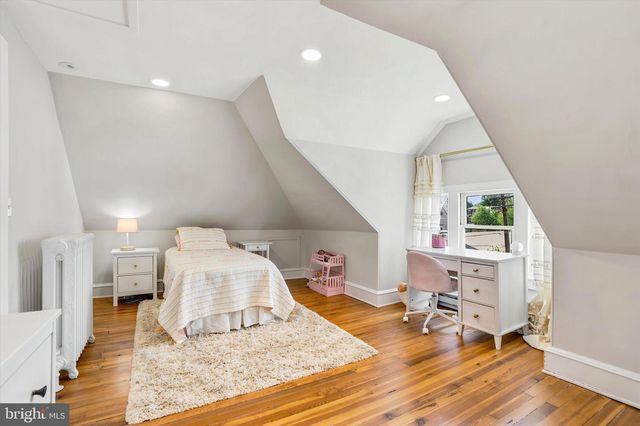 251 3RD AVE, Phoenixville, PA 19460