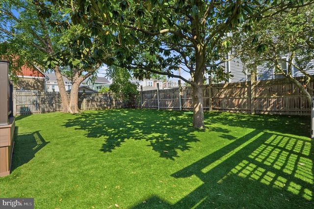 251 3RD AVE, Phoenixville, PA 19460