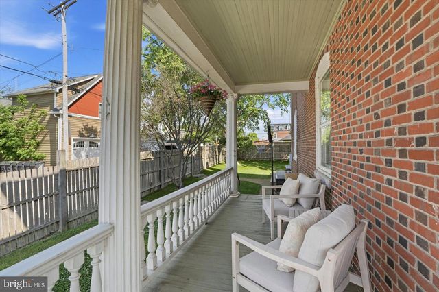 251 3RD AVE, Phoenixville, PA 19460