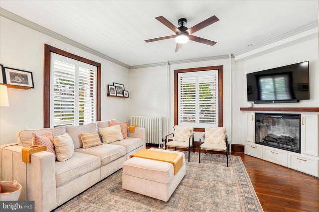 251 3RD AVE, Phoenixville, PA 19460