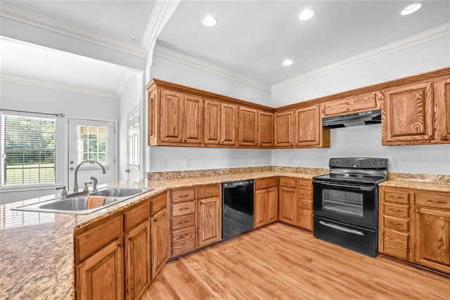 128 N Doc Ln Lane, Dequincy, LA 70633