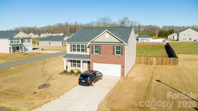 109 Bunting Drive, Lexington, NC 27295