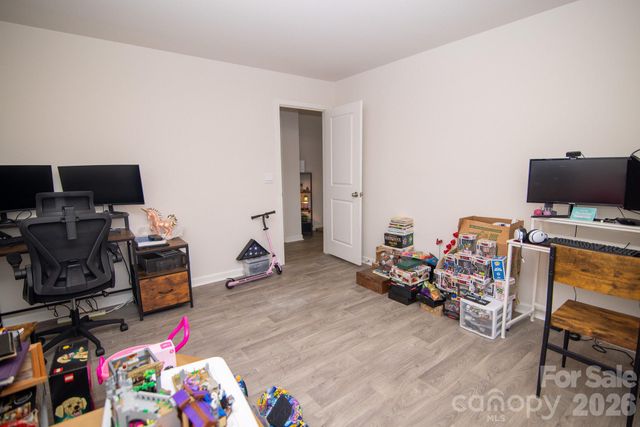 109 Bunting Drive, Lexington, NC 27295