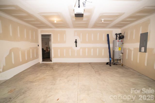 109 Bunting Drive, Lexington, NC 27295