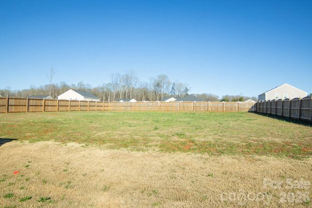 109 Bunting Drive, Lexington, NC 27295
