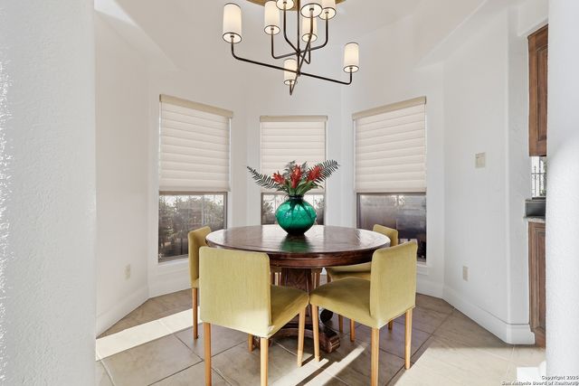 2435 Winding View, San Antonio, TX 78260