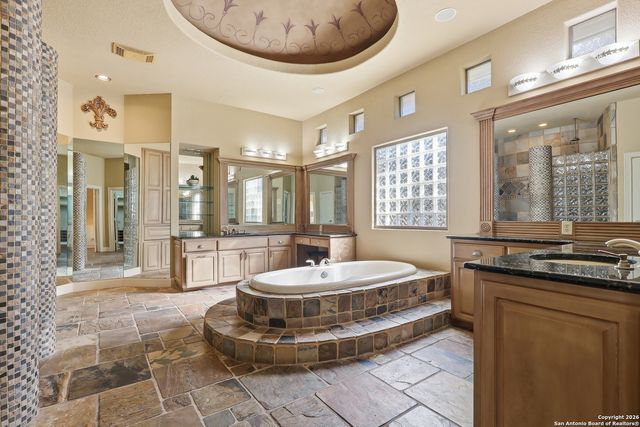 2435 Winding View, San Antonio, TX 78260