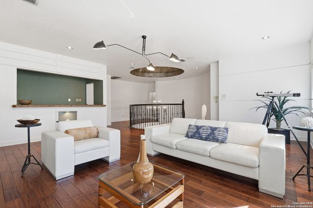 2435 Winding View, San Antonio, TX 78260