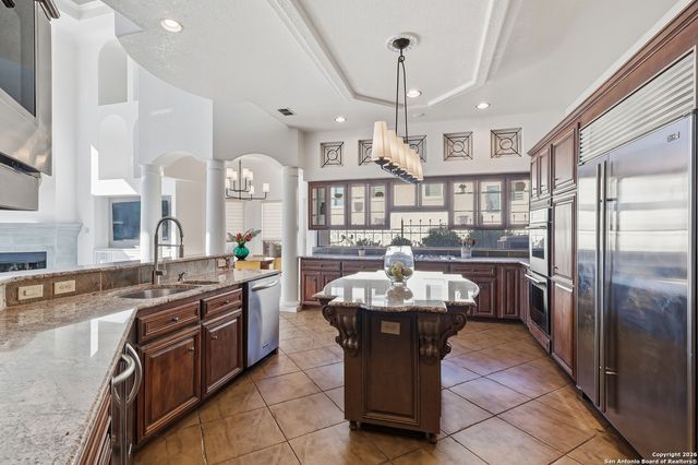 2435 Winding View, San Antonio, TX 78260