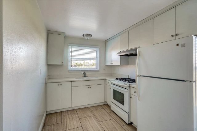 4712 W W Point Loma Blvd 4, San Diego, CA 92107