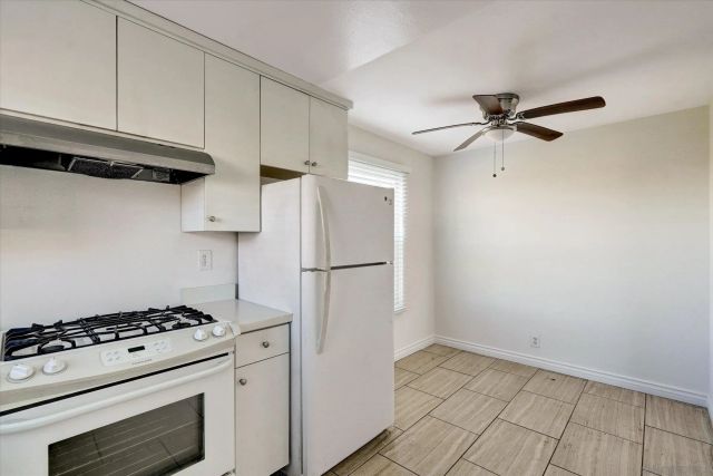 4712 W W Point Loma Blvd 4, San Diego, CA 92107