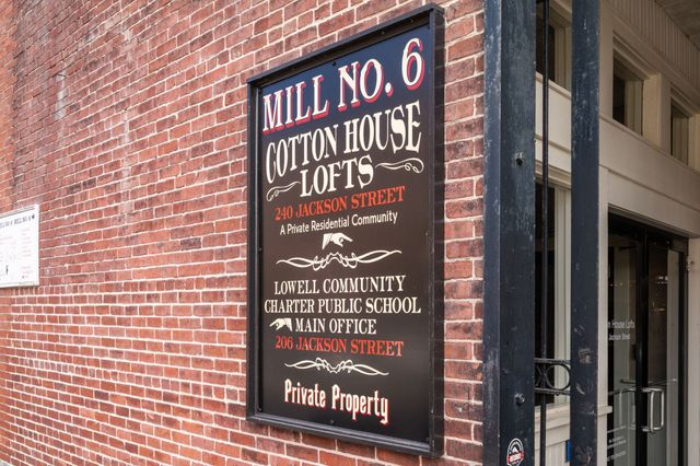 240 Jackson St 308, Lowell, MA 01852