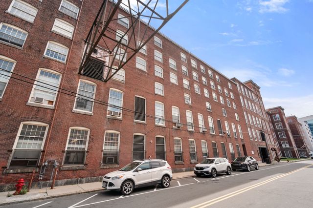 240 Jackson St 308, Lowell, MA 01852