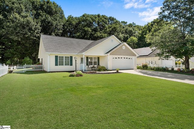 226 Ashwood Lane, Anderson, SC 29625