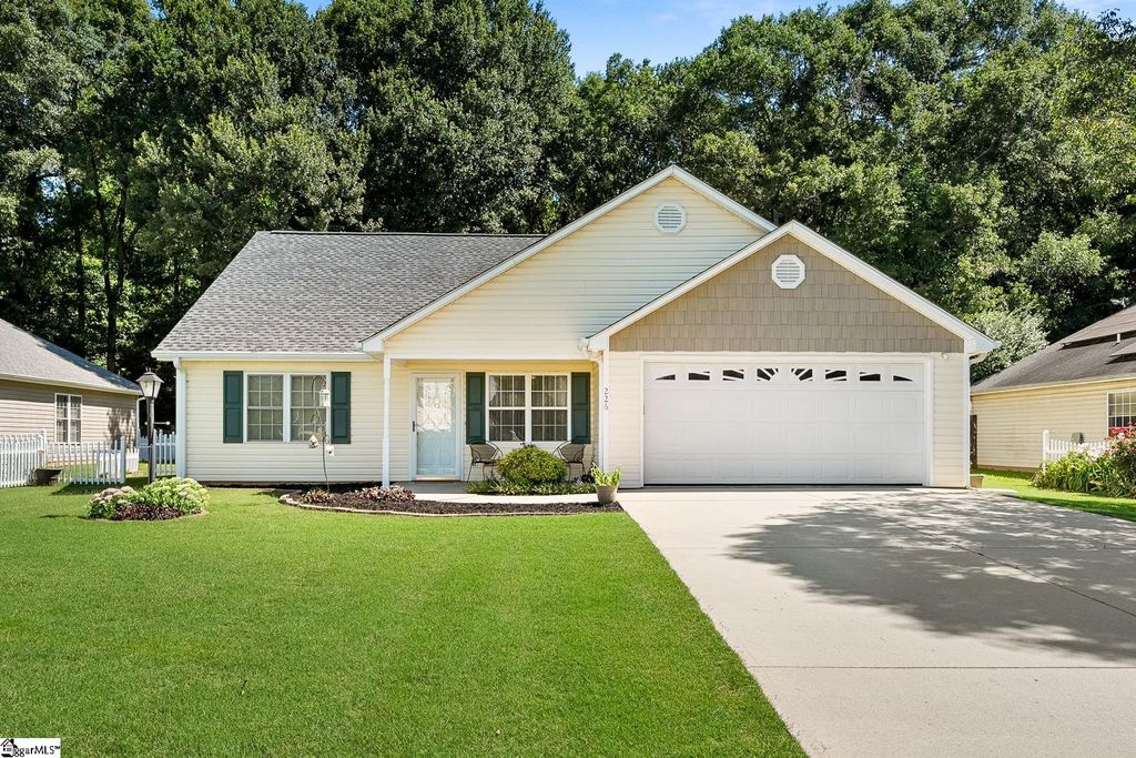 226 Ashwood Lane, Anderson, SC 29625