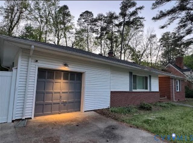 1580 Montpelier St, Petersburg, VA 23805