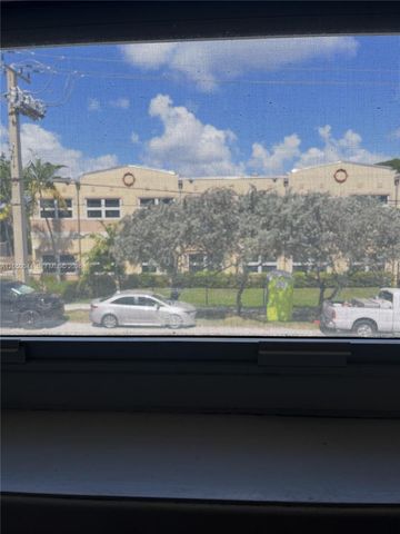 1000 SE 15th Street 205, Fort Lauderdale, FL 33316