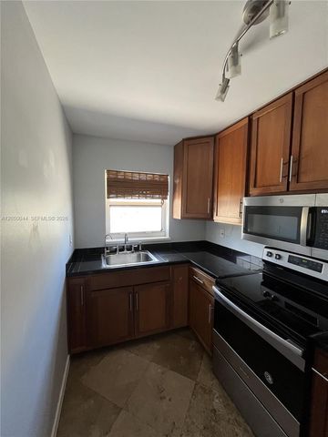 1000 SE 15th Street 205, Fort Lauderdale, FL 33316
