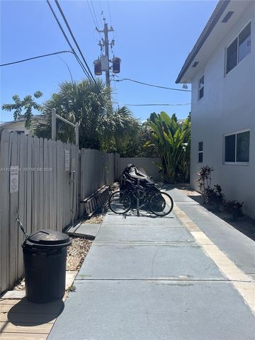 1000 SE 15th Street 205, Fort Lauderdale, FL 33316