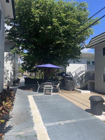 1000 SE 15th Street 205, Fort Lauderdale, FL 33316