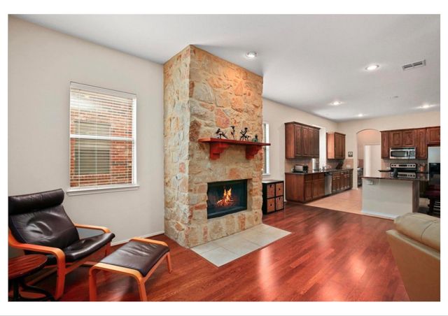 6939 Chackbay Lane, Dallas, TX 75227