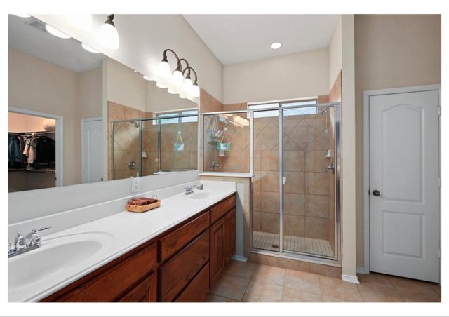 6939 Chackbay Lane, Dallas, TX 75227