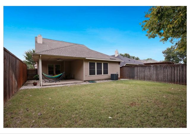 6939 Chackbay Lane, Dallas, TX 75227