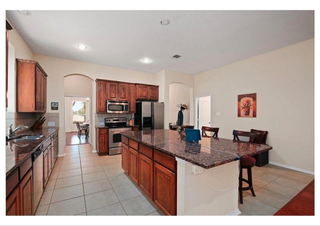 6939 Chackbay Lane, Dallas, TX 75227
