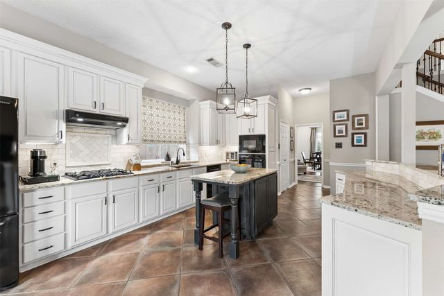 2316 Flanders Lane, Plano, TX 75025