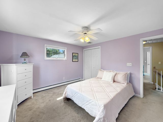 5 Swan Cir, Shrewsbury, MA 01545