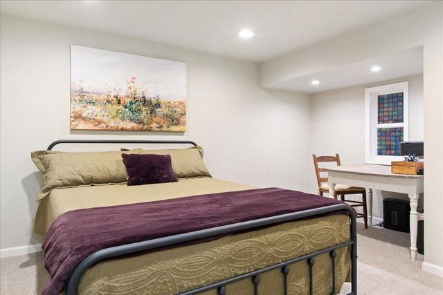 856 Hog Creek Road, Ozark, MO 65721