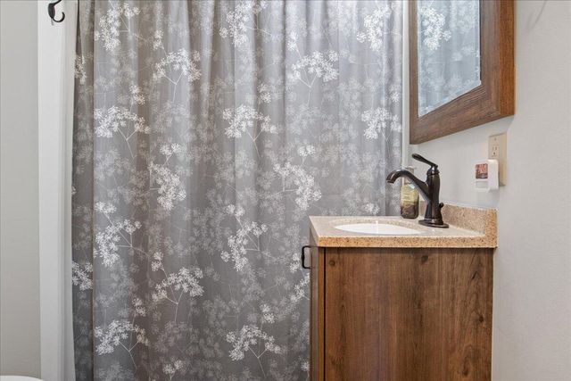 856 Hog Creek Road, Ozark, MO 65721